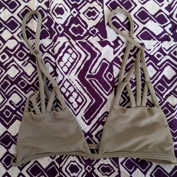 Acacia Swimwear Santorini bikini top in Stone XS/P - Picture 1 of 3